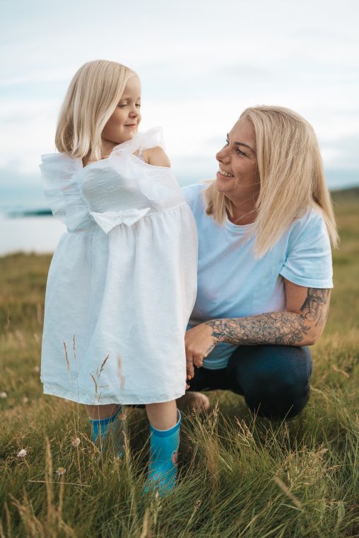 Portrait: Elsa, Ronja, Elly, photo 3 — photographer Iceland, LukasArt