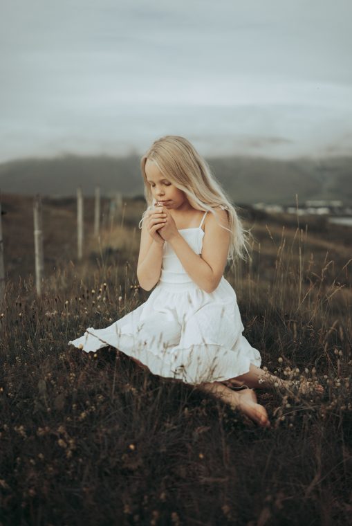 Portrait: Elsa, Ronja, Elly, photo 4 — photographer Iceland, LukasArt