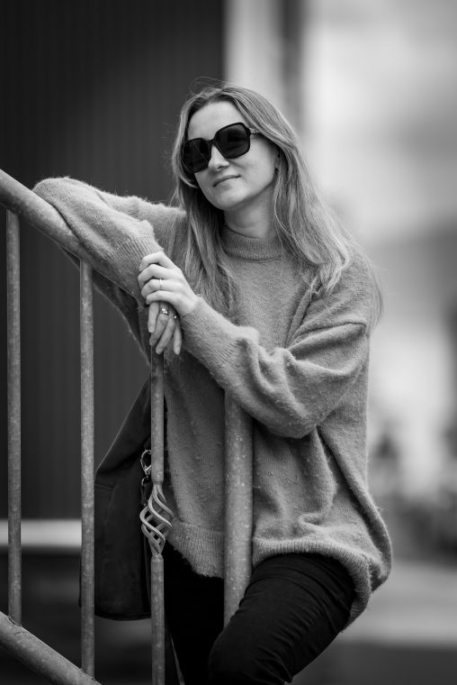 Portrait: Justyna, photo 5 — photographer Iceland, LukasArt