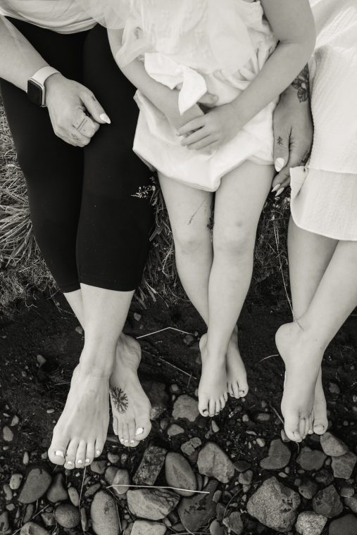 Portrait: Elsa, Ronja, Elly, photo 5 — photographer Iceland, LukasArt