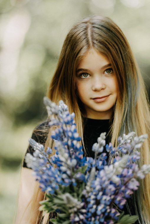 Portrait: Maja, photo 3 — photographer Iceland, LukasArt